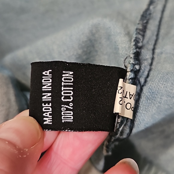 "THRILL JEANS" SZ. L, Distressed and Faded acid washed dress. Perfect condition. - Picture 11 of 16